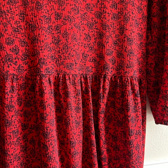 Red Cottage core float maxi dress. - Picture 3 of 8